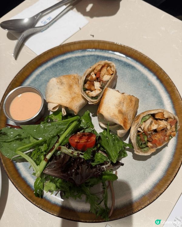 HeSheEat 位置旺角，約會好友地點方便，食物質素非常好...