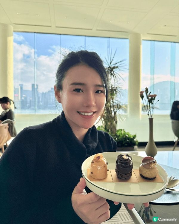 Hotel Regent 嘅甜品一直都係我嘅至愛，除咗好精緻...