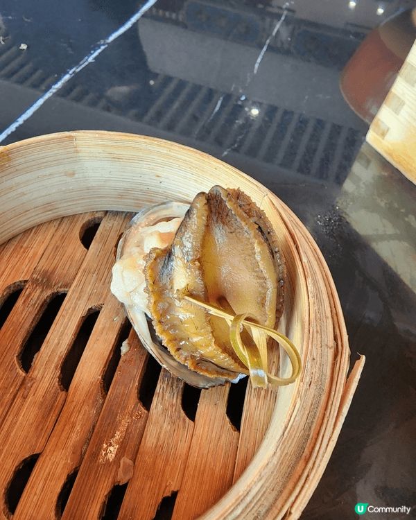 鍾廚推出部份特價點心有$7, $8, $9, 由下午二時至四...