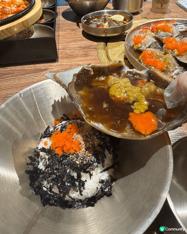 第二次來到這間店，食物質素同樣地精彩，大大隻醬油蟹，今次晚上...