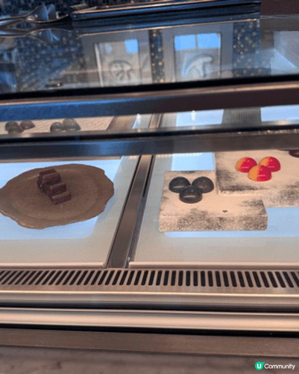 很喜歡位於台灣101大樓86樓的饗a joy自助餐，當天吃中...