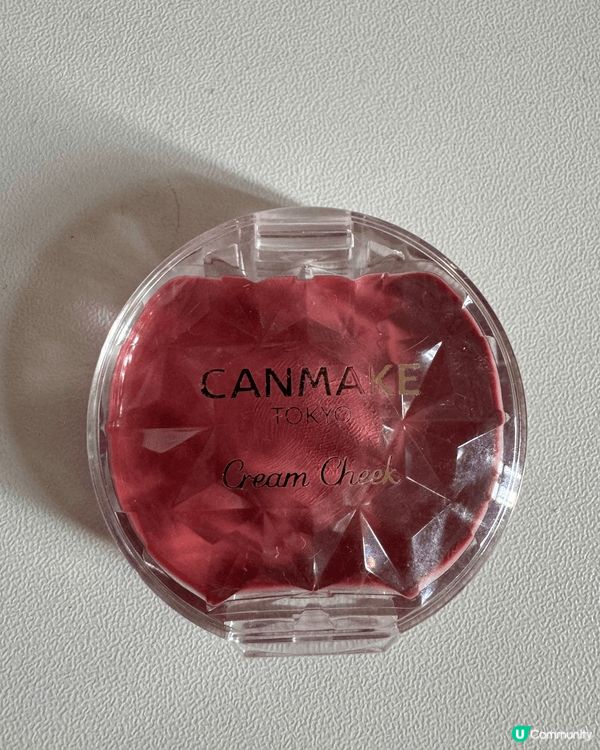 去日本看到canmake的腮紅，買了#21甜橘茶來試一試，因...