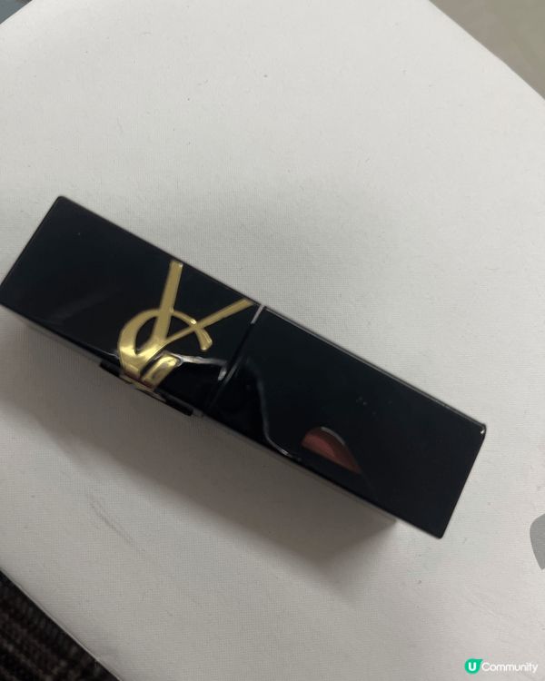 一枝是ysl 唇膏，非常好用