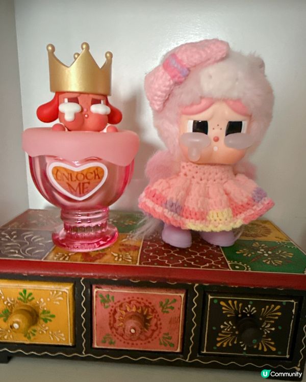 馬年Crybaby 著新衫