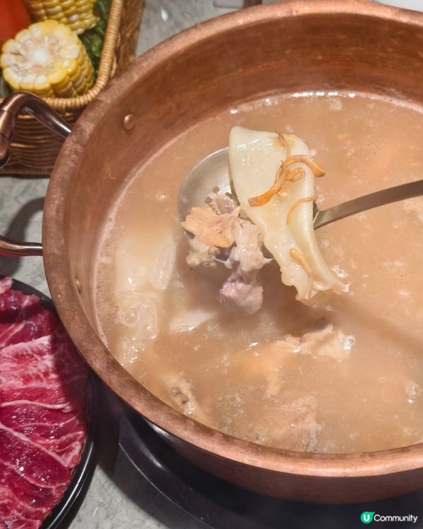 尖沙咀新開火鍋店，湯底好足料