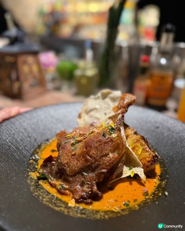 尖沙咀人氣峇里海灘風餐廳,仲有維港美景!