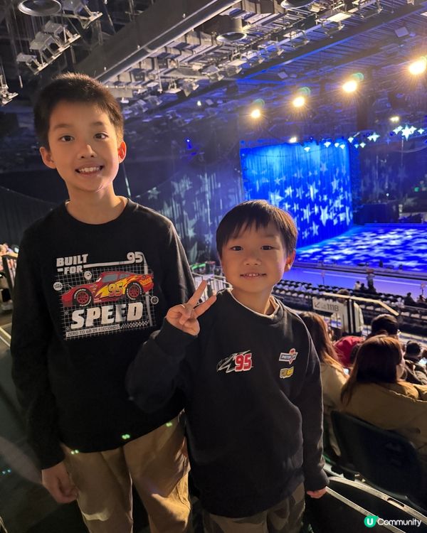 【 期待已久的迪士尼冰上匯演 】