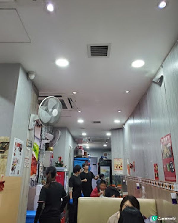 天龍燒鵝．灣仔街坊嘅熱追燒味！