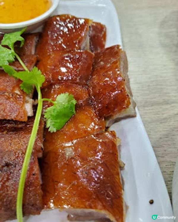 天龍燒鵝．灣仔街坊嘅熱追燒味！