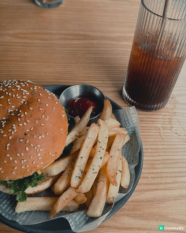 想同貓貓一齊去Cafe chill吓 一定要去阿貴cafe