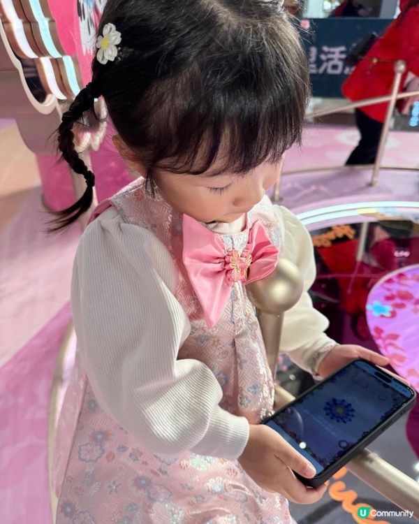 百花錦繡迎新春！🌸駿馬雕塑必打卡！🐎