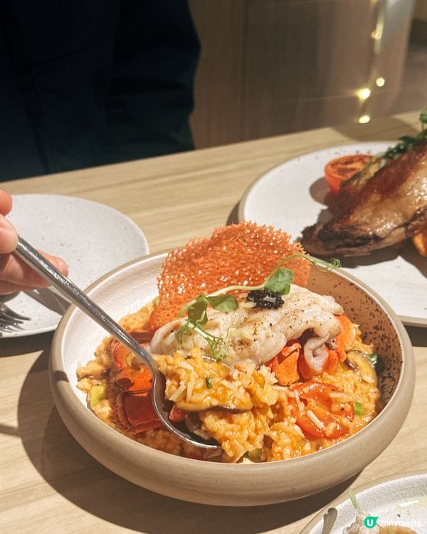 精緻美食😋舒服坐！