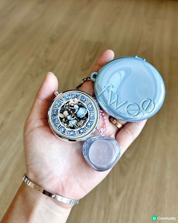 多功能眼影盤變身時尚配飾😍✨