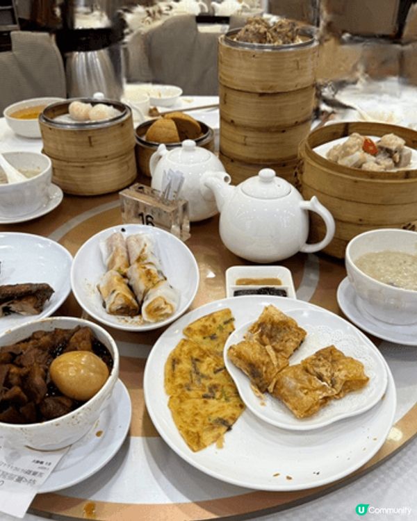 同朋友去位於筲箕灣嘅明星金閣飲茶🫖🥢，點心款式多樣樣齊🍥🍱,...