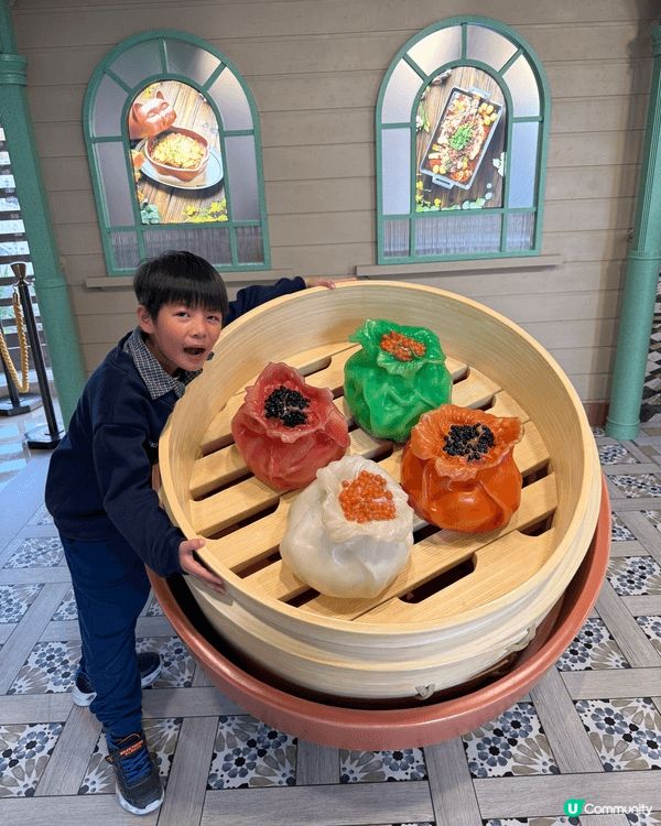 在週末我都會帶小朋友去不同的地方，我們會過澳門或者近近地就去...