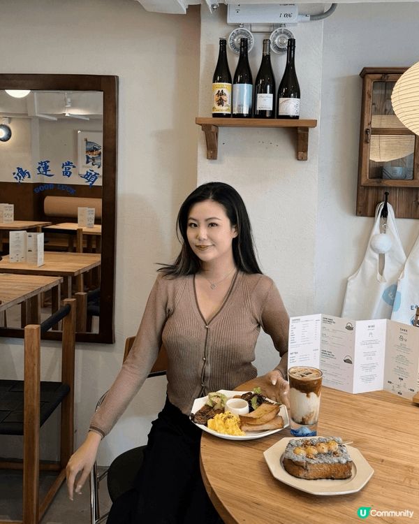 我喜歡探索世界 嘗試美食 很有審美拍照