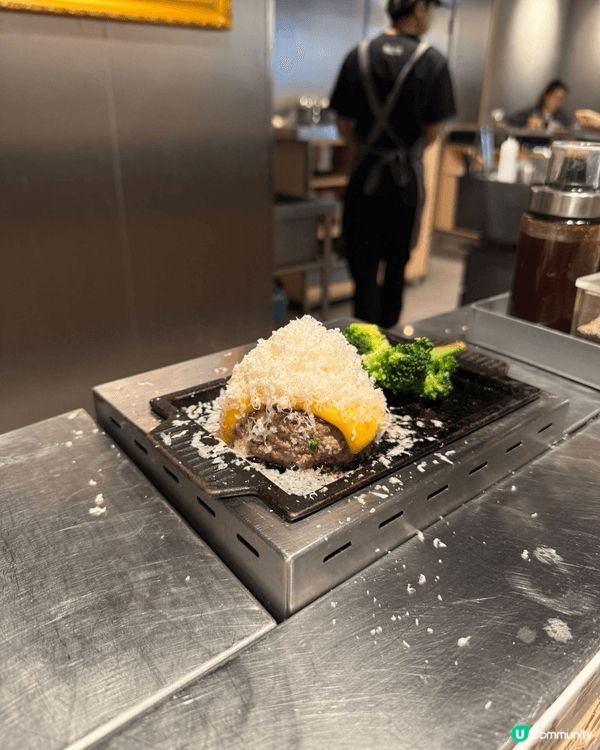 肉肉大米，位置在沙田新城市廣場，不過就一直沒有時間去試下。今...