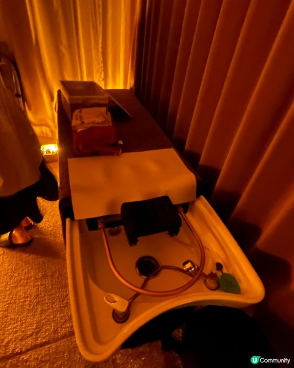 😂求其喺會展中心站搵咗一間頭療