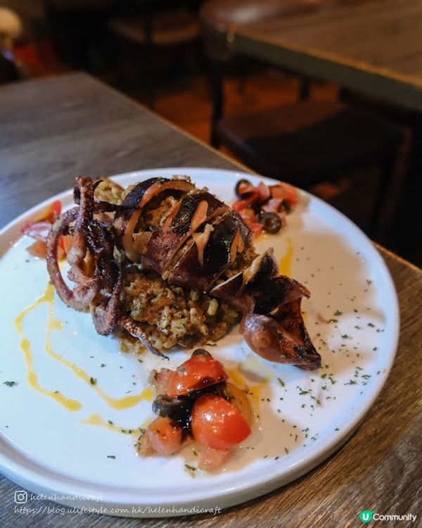 【吃下尖沙咀】漂亮的樓上酒吧 - The Wall Street Bar & Lounge