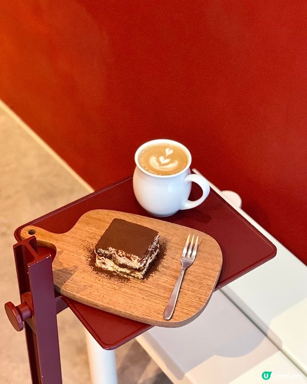 🇭🇰上環復古紅色打卡啡酒館☕️🍷