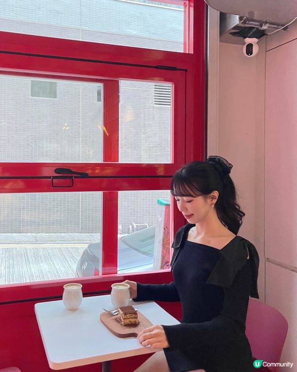 🇭🇰上環復古紅色打卡啡酒館☕️🍷