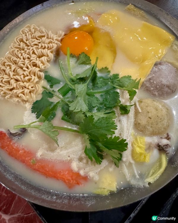  8鍋臭臭鍋 (葵芳）