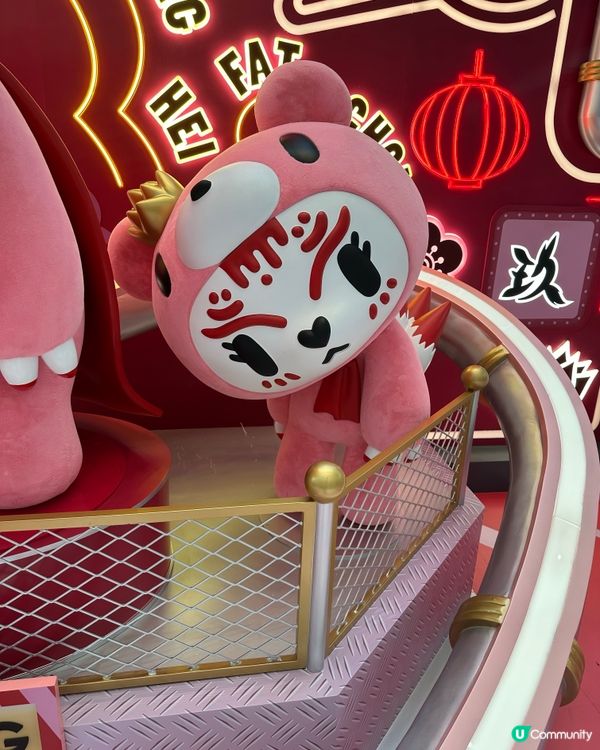 Gloomy The Naughty Grizzly 出現尖...