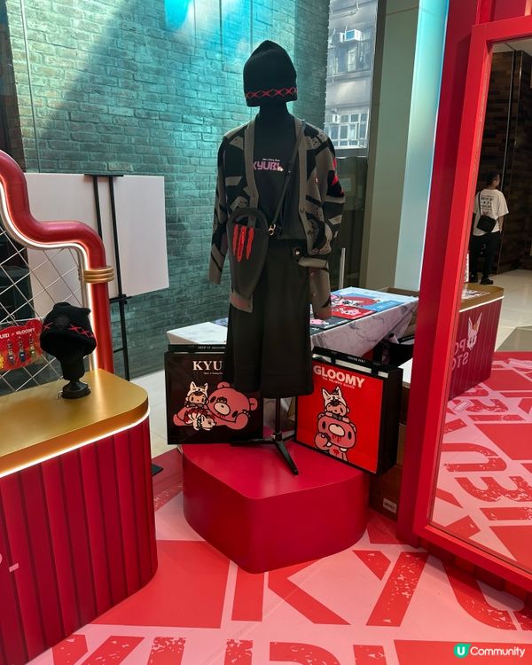 Gloomy The Naughty Grizzly 出現尖...