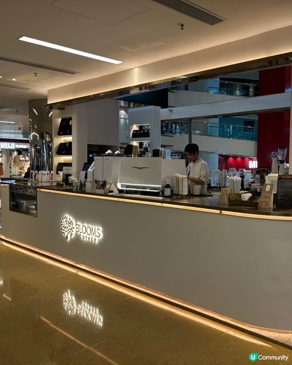 陳豪咖啡店☕️Blooms 夢幻之選！🥰