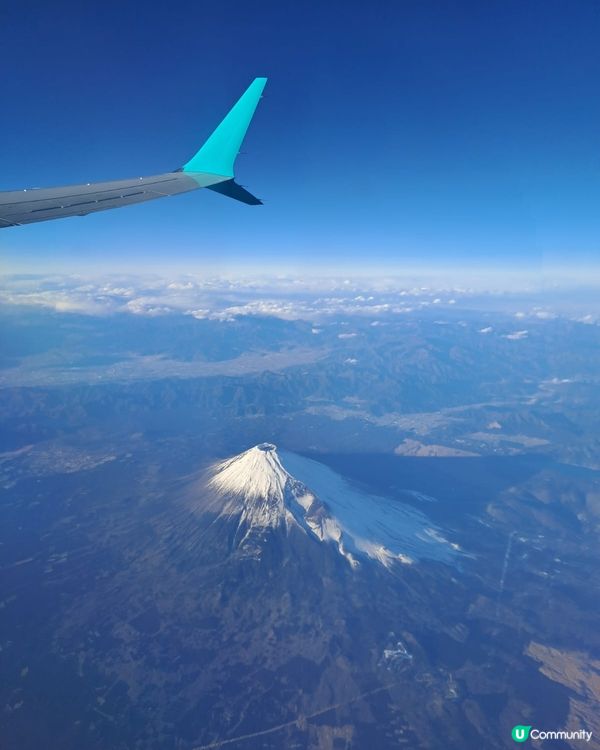 高處看到積雪富士山 太美啦