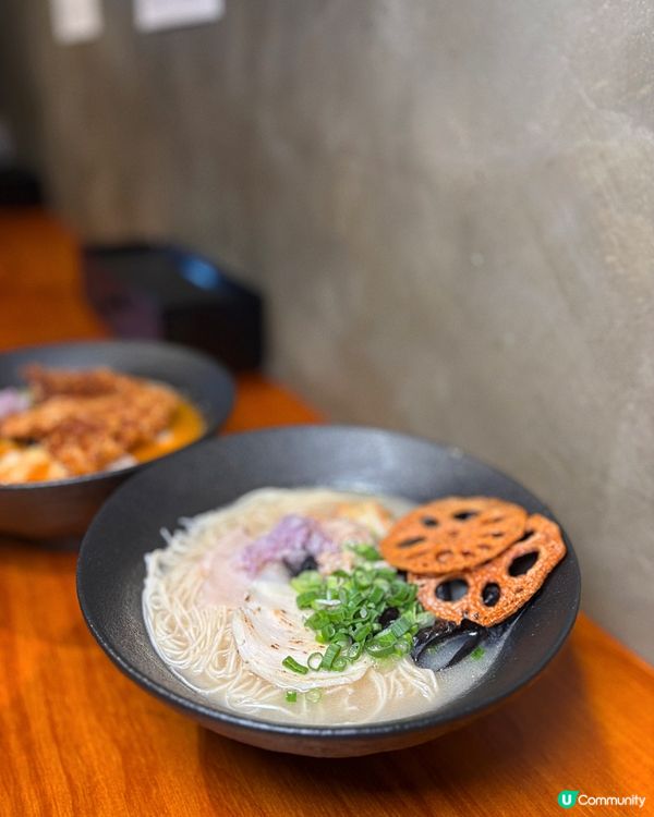 🎀中環｡藏在小巷內的無味精濃湯上海麵🍜🎀