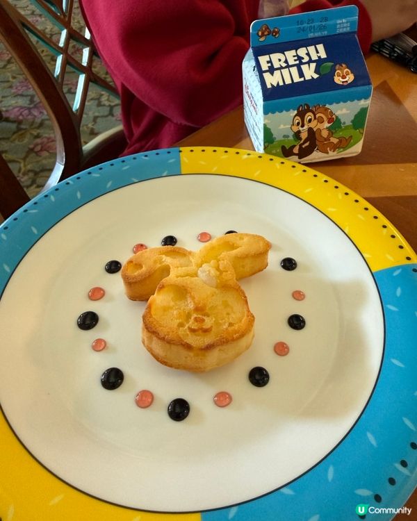 去迪士尼樂園酒店係食氣氛😆