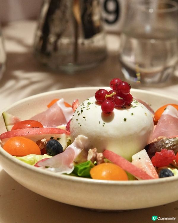 銅鑼灣美美花藝慶生打卡餐廳！