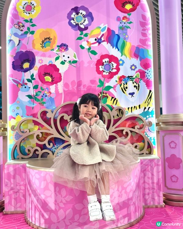 花開富貴迎新春！🌸駿馬雕塑添好運！🐎