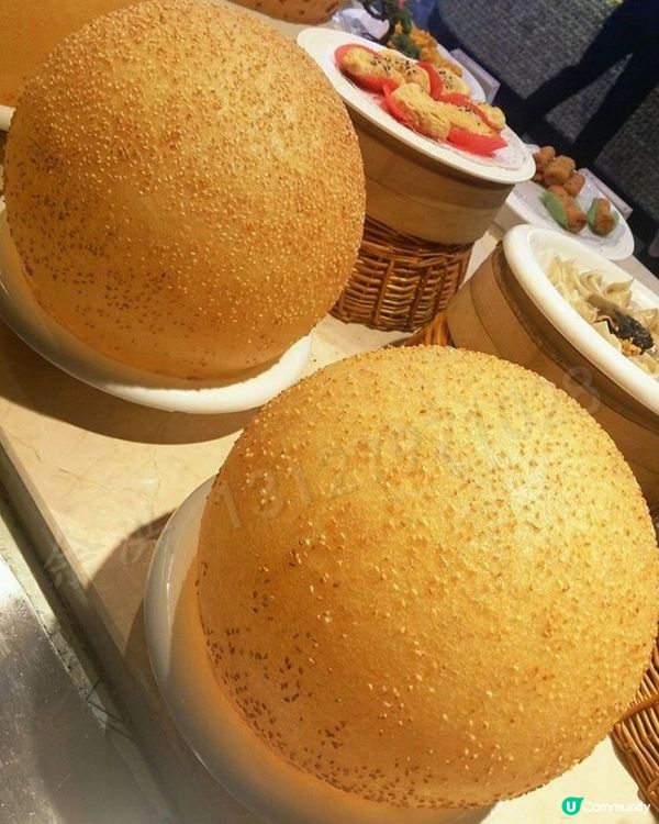 一行十人提早北上過肥年，嚐吃嘗做大煎堆球