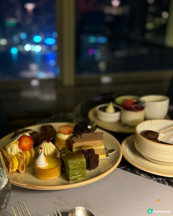 Ritz Carlton 高空海鮮甜品自助餐75 折！🤩