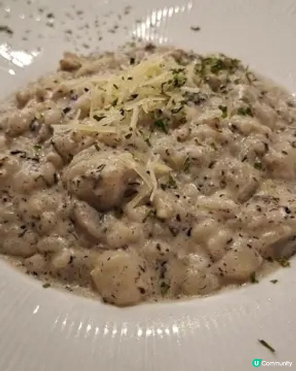 樓上驚喜：美食、甜品、桌遊一次滿足🩷