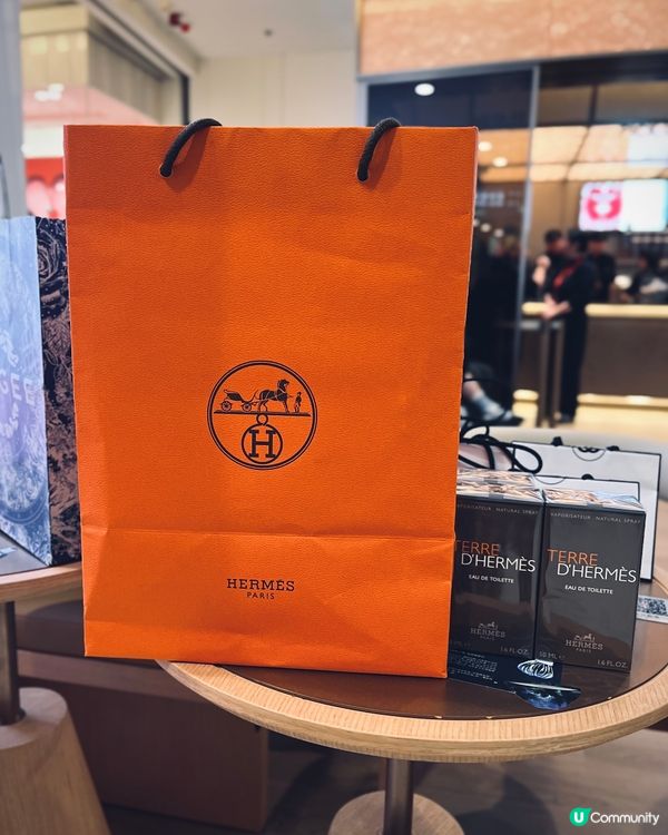 霸王茶姬新店開張🎁抽盲盒贏Apple MacBook大獎