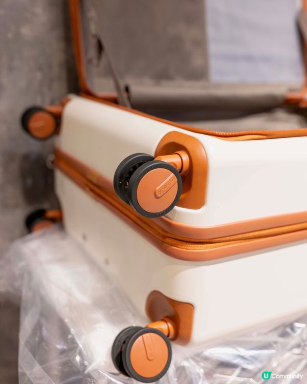 Yashi Omi前開蓋行李箱，過關超輕鬆😎