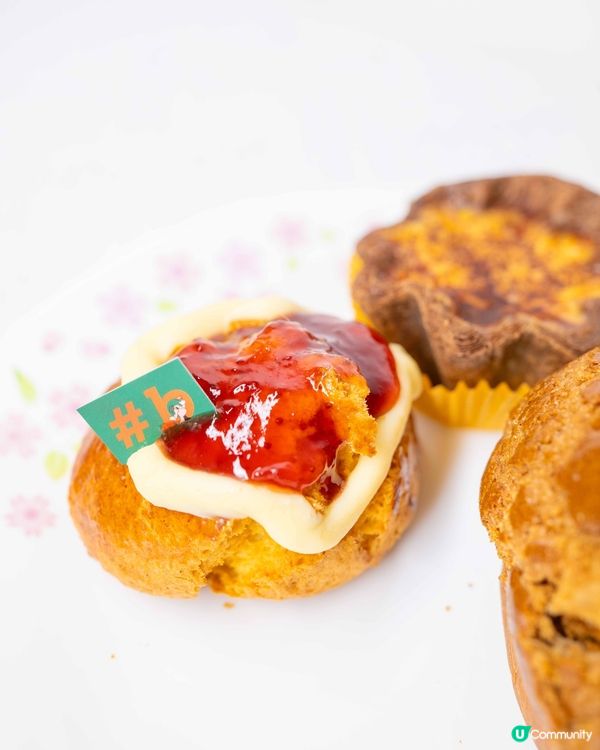 旺角打卡麵包店 獨家「草莓牛角窩夫」登場🍓