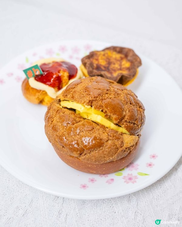 旺角打卡麵包店 獨家「草莓牛角窩夫」登場🍓