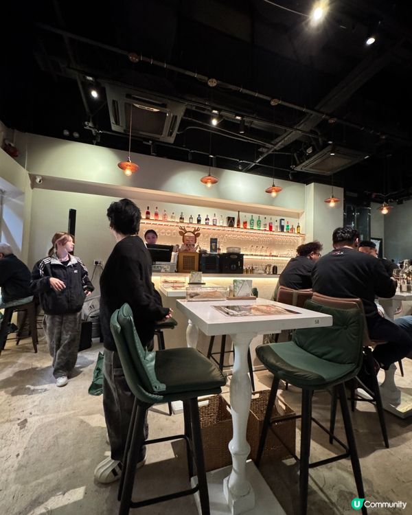  Shift Café & Bar (灣仔）