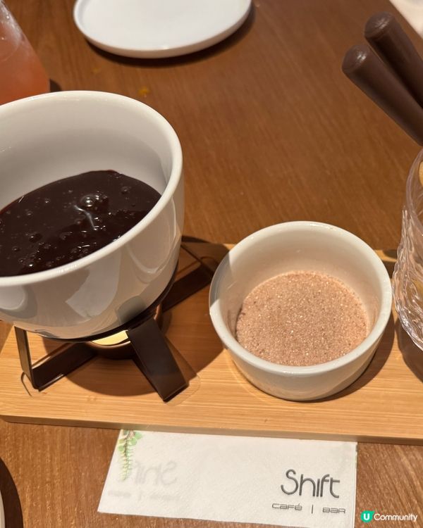  Shift Café & Bar (灣仔）