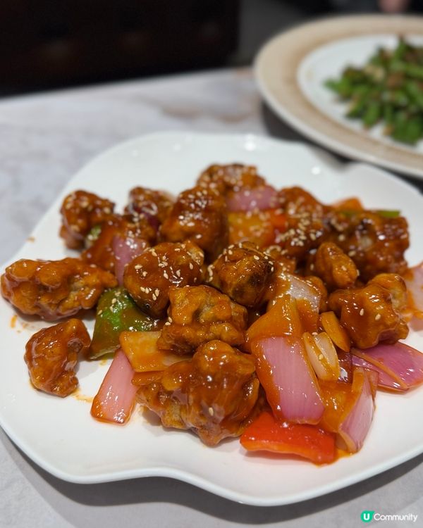 楊記養生鍋湯底熬得好入味，香濃而唔油膩，有淡淡南瓜甜香...