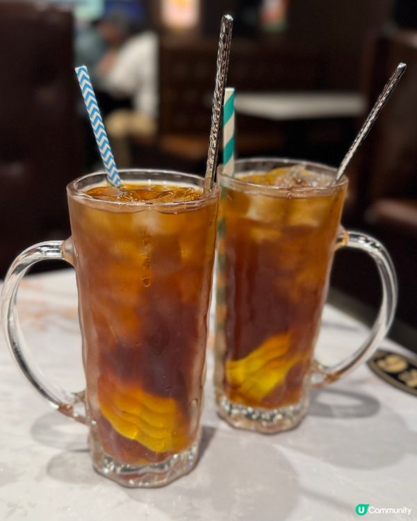 楊記養生鍋湯底熬得好入味，香濃而唔油膩，有淡淡南瓜甜香...