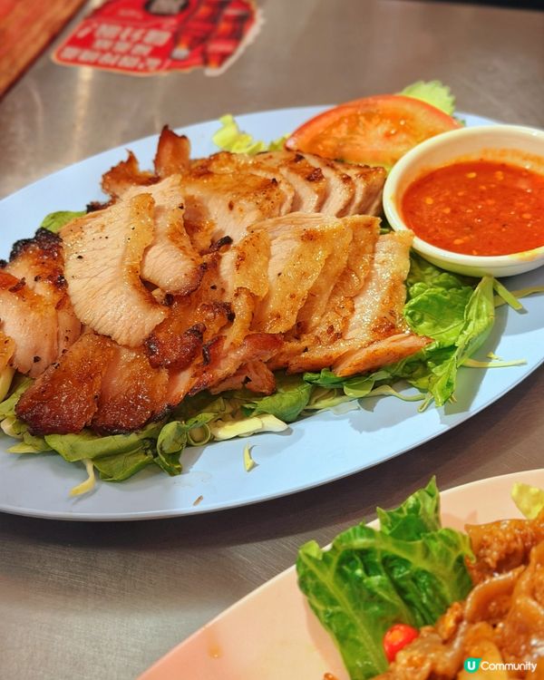 尖沙咀夜市vibe人氣泰菜🇹🇭必食燒豬頸肉！