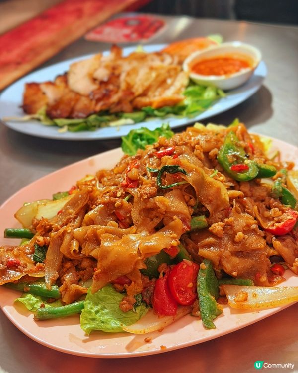 尖沙咀夜市vibe人氣泰菜🇹🇭必食燒豬頸肉！