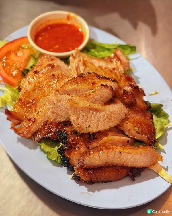 尖沙咀夜市vibe人氣泰菜🇹🇭必食燒豬頸肉！