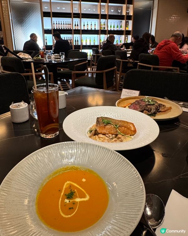 牛扒任食後，再戰自助區！😋