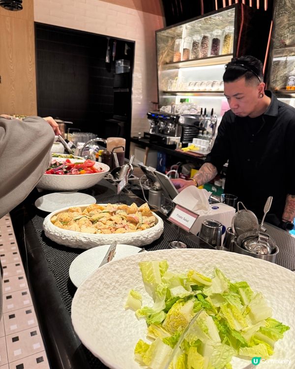 牛扒任食後，再戰自助區！😋